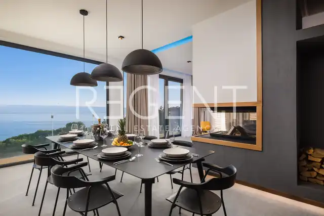 Omiš – Exclusive villa with pool and panoramic view