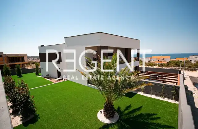 Pag, Novalja - Luxusná vila s výhľadom na more 350 m2