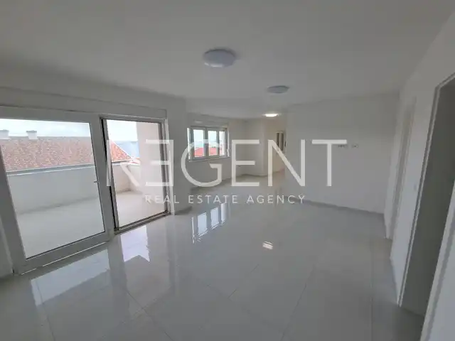 Crikvenica, Lunkovo - Appartamento con quattro camere da letto con vista mare 122 m2