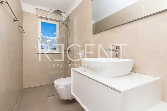 Stan 53 m², Varoš, Split — 2SS, balkon, s pogledom na centar grada