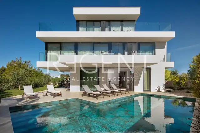 Sukošan – Moderne Luxusvilla mit Pool 495 m2
