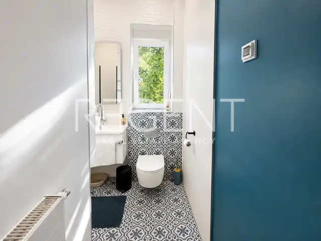 Zagreb, Donji grad – byt 88 m² na prenájom, 3-izbový, 3. poschodie, zrekonštruovaný