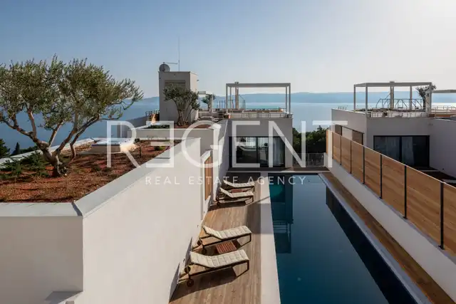 Omiš – Exclusive villa with pool and panoramic view