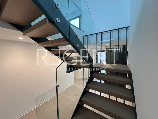 Zagreb, Pantovčak – Luksuzni četverosoban penthouse 131m2 najam