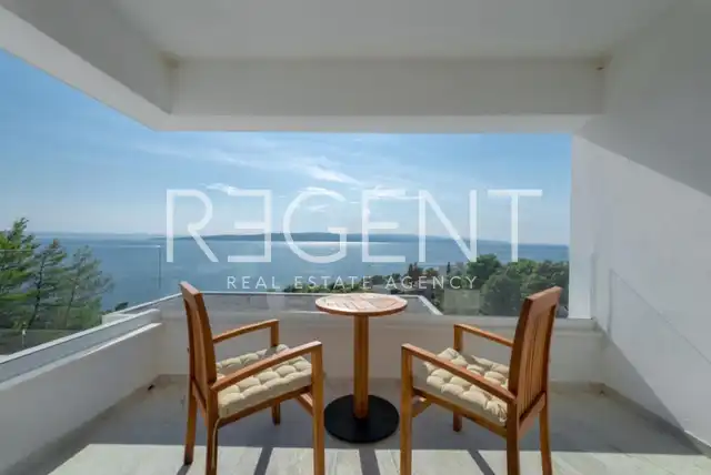 Makarska, Baška Voda - Luxury villa 400 m2 with sea view