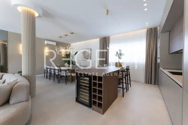 Trogir, Seget - Modern villa with heated pool and sea view