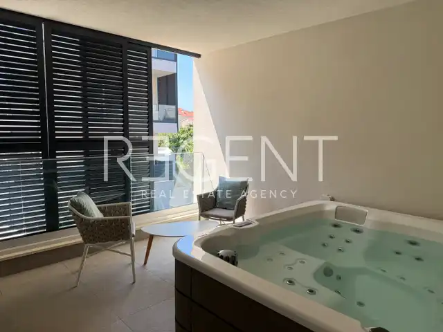 Split, Strožanac – For rent, three-room apartment 103 m² loggia jacuzzi parking