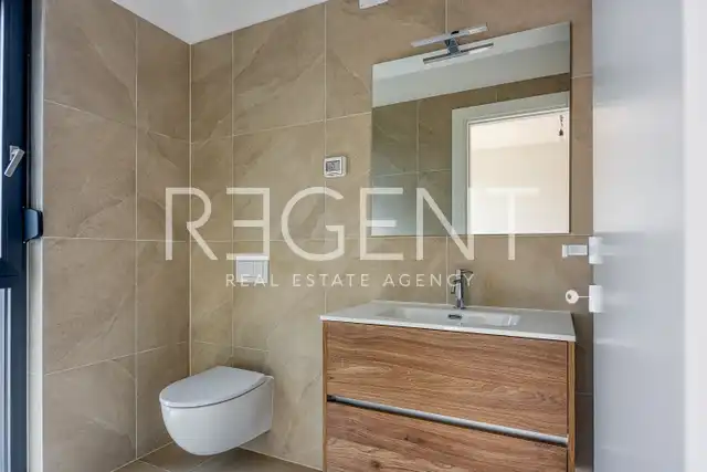 Istrien, Novigrad - Drei-Zimmer-Wohnung in einer luxuriösen Wohnanlage 96 m2