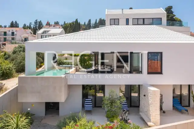 Brač - Moderna vila z bazenom, jacuzzijem in savno