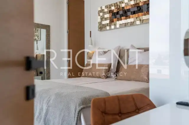 Trogir, Čiovo – Penthouse, 227 m² s 360° terasom i wellnessom