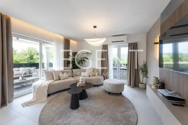 Trogir, Seget - Modern villa with heated pool and sea view