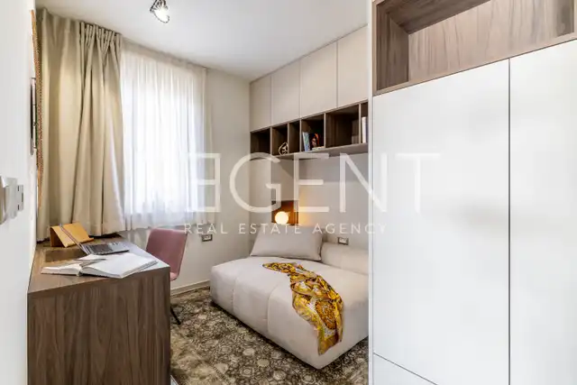 Split, Kaštel Lukšić - Luksuzni Penthouse 110 m2 s terasom
