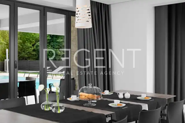 Istrie, Ližnjan - luxusní vila s privátním bazénem 400m2