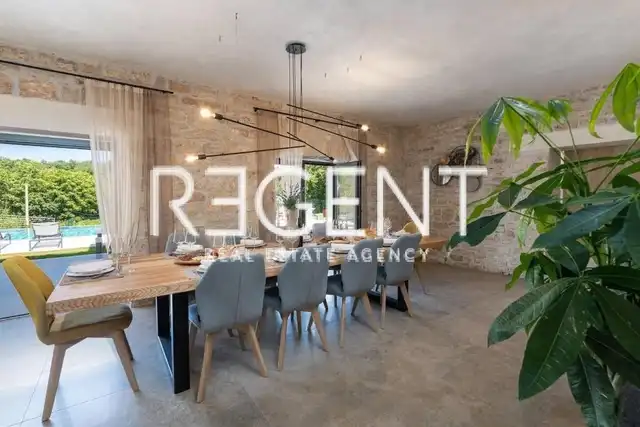 Istra, Tinjan – Elegantná vila s bazénom