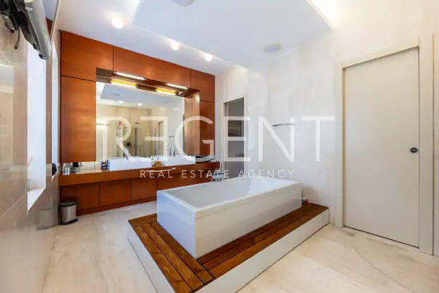Villa 780 mq, Šestine — wellness, 5 camere da letto, garage