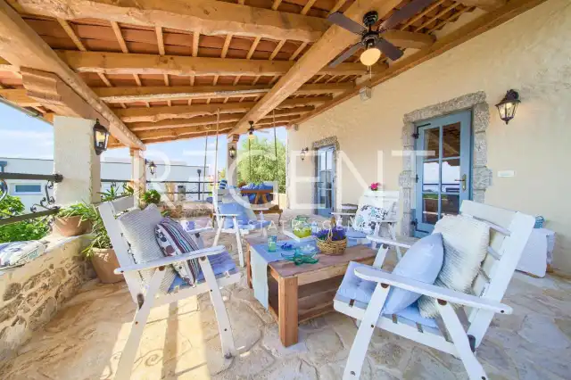 Krk, Malinska - Semi-detached villa with pool and sea view
