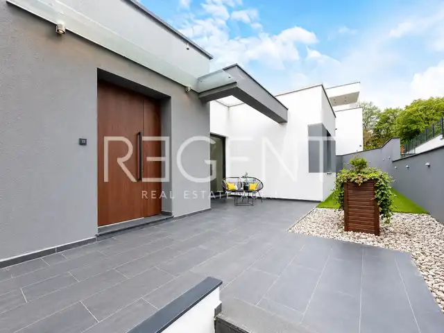 Dům 370 m², Maksimir — 4 ložnice, zahrada, garáž