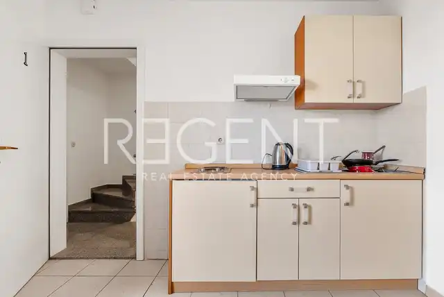Makarska, Centrum - Apartmánový dom v blízkosti centra s hrubou plochou 186 m2