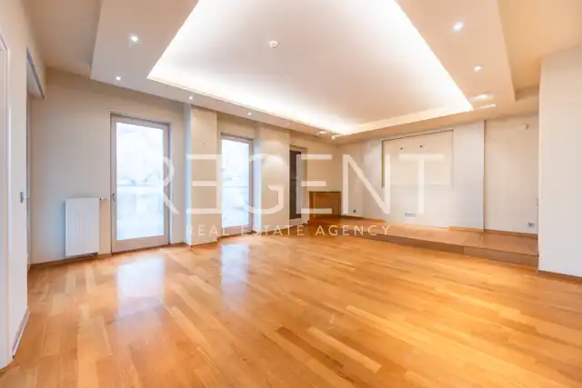 Zagreb, Srebrnjak – Appartement en duplex avec terrasses panoramiques