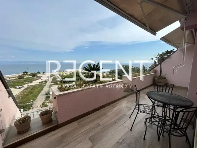 Split, Žnjan - Appartement de trois pièces avec vue sur la mer LONG TERME