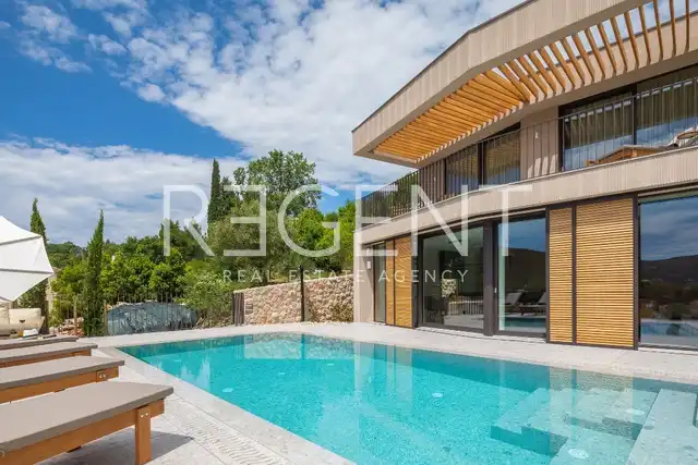 Dubrovník - Elegantná vila moderného dizajnu 394 m2