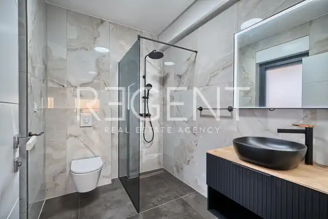 Primošten – Luxusná vila s infinity bazénom, 450 m2 novostavba