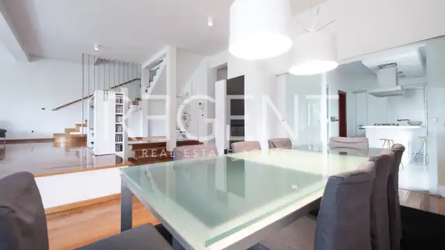 Záhreb, Pantovčak – Nádherná vila s bazénom na atraktívnej lokalite 400 m2