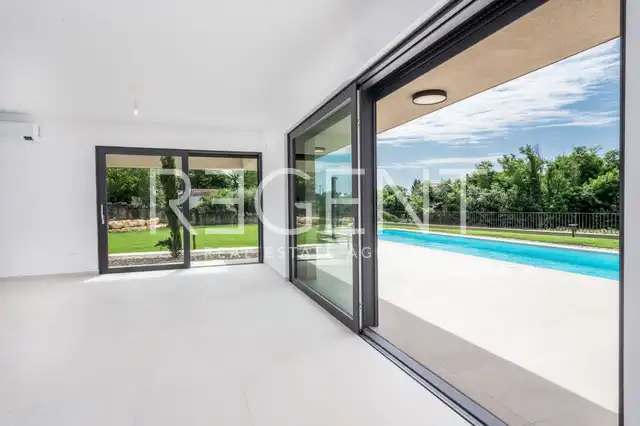 Istrien, Labinci - Luxuriöse Villa mit Pool 303,34 m2
