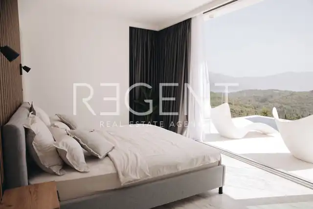 Korčula, Žrnovo - Luksuzna obiteljska vila s prekrasnim pogledom 360 m2