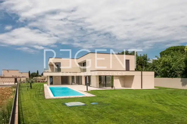 Istrien, Labinci - Luxuriöse Villa mit Pool 303,34 m2