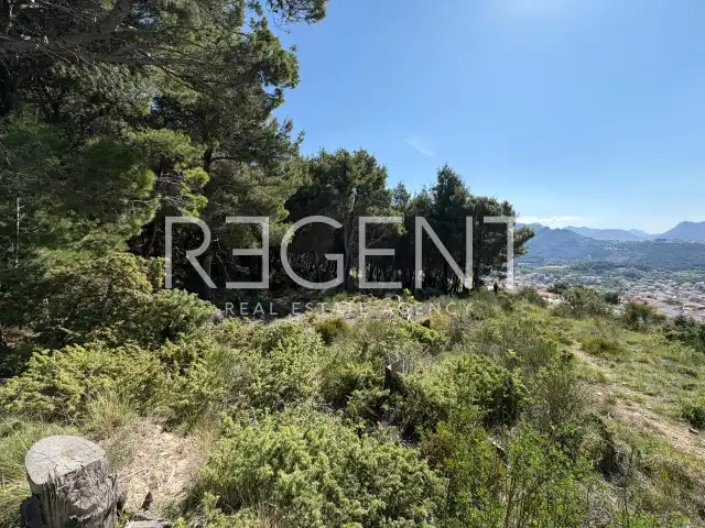 Ninčevići, Solin – building land 1598 m² with a view of Split