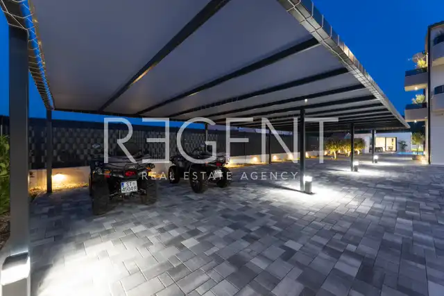 Trogir, Seget - Modern villa with heated pool and sea view