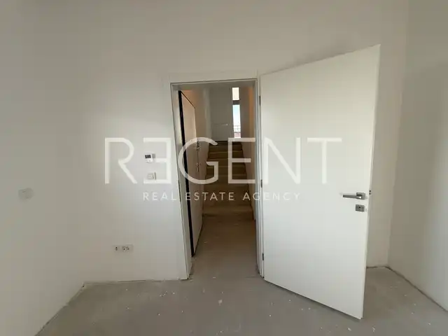 Záhřeb, Laščina - penthouse v novostavbě s prostornou terasou