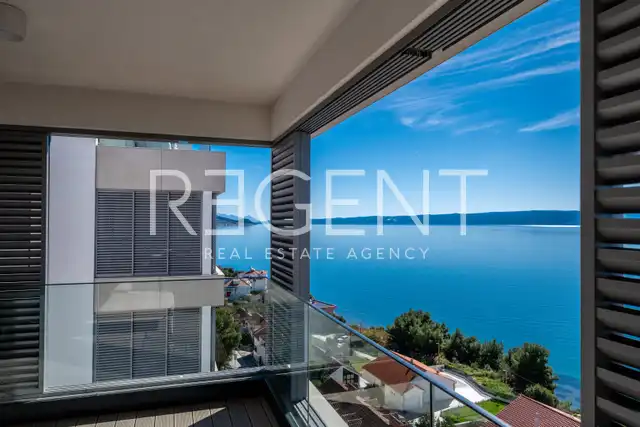 Split, Žnjan - Luxurious two-bedroom apartment with an open sea view