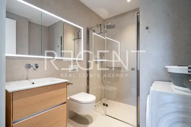 Split, Žnjan - Luxurious two-bedroom apartment with an open sea view