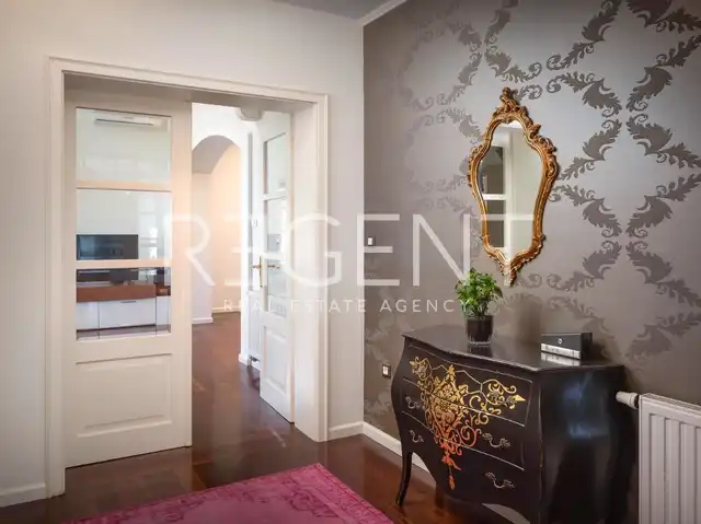 Istria, Poreč – Priestranná a elegantná vila s bazénom 400 m2