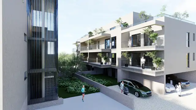 Трогир - Современное новое здание в отличном месте