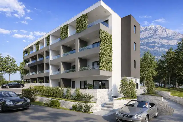 Makarska, Blato - Moderní středomořský projekt v blízkosti moře