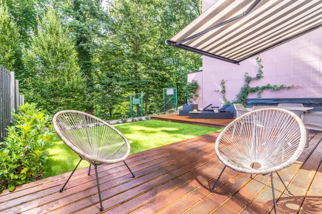 Zagreb, Pantovčak- Luksuzan dvosoban stan s vrtom 110 m2 najam