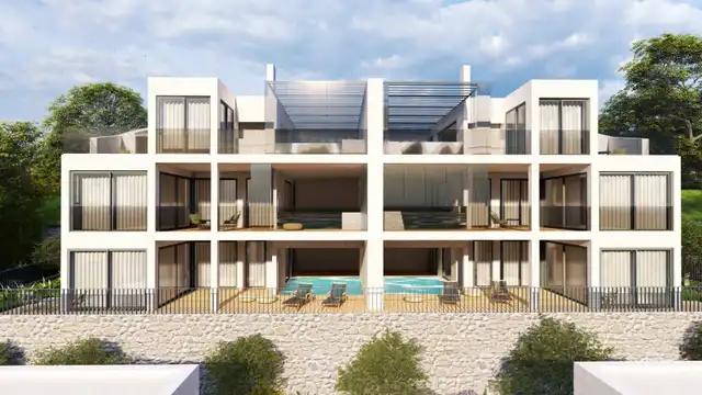 Trogir, Marina – Wohnungen 119–175 m² mit privaten Pools, 150m vom Meer