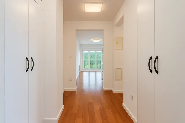 Zagreb, Orehovečki brijeg – Trosoban penthouse 143 m²
