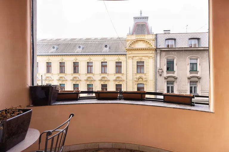 Záhřeb, Gajeva - Čtyřpokojový byt v centru města