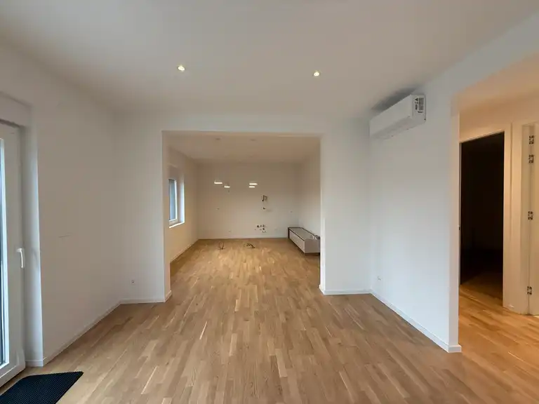 Zagreb, Srebrnjak - moderan trosoban stan u novogradnji