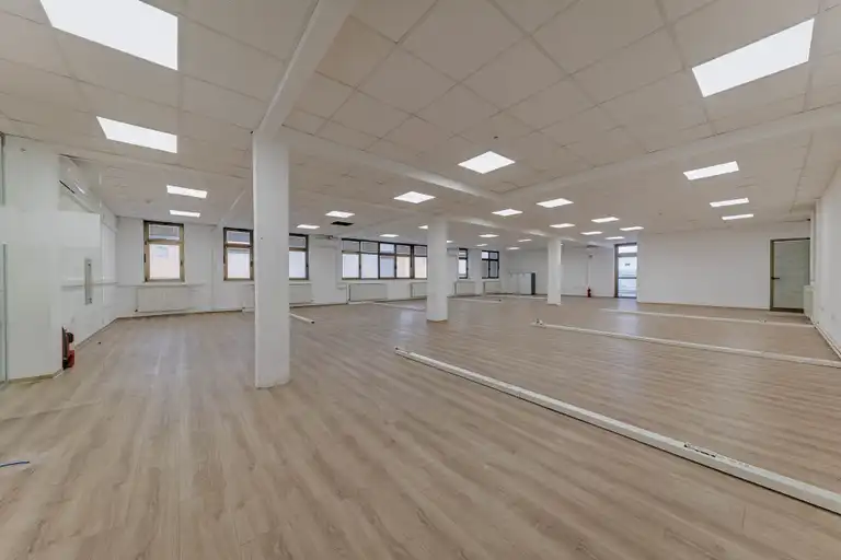 Zagreb, Sveta Nedelja - Business space 1600 m2