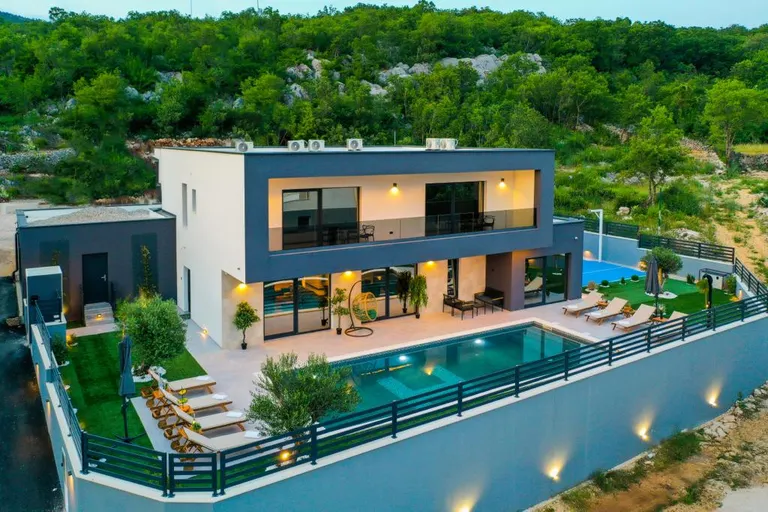 Makarska, Zagvozd - Luxury villa with pool 270 m2