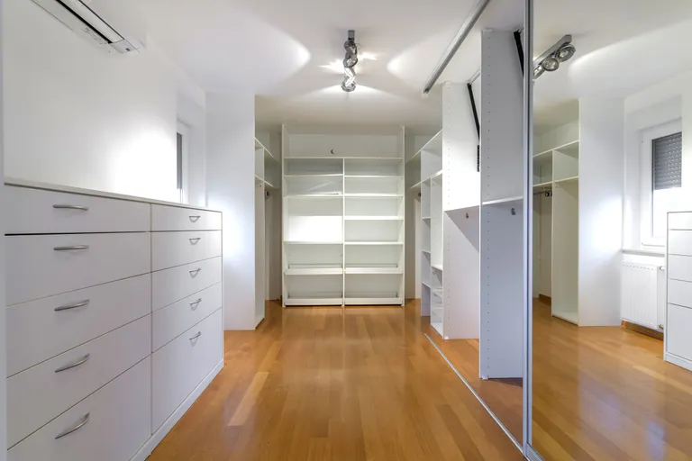 Záhřeb, Lašćina – Rodinný dům ve skvělé lokalitě 395 m2