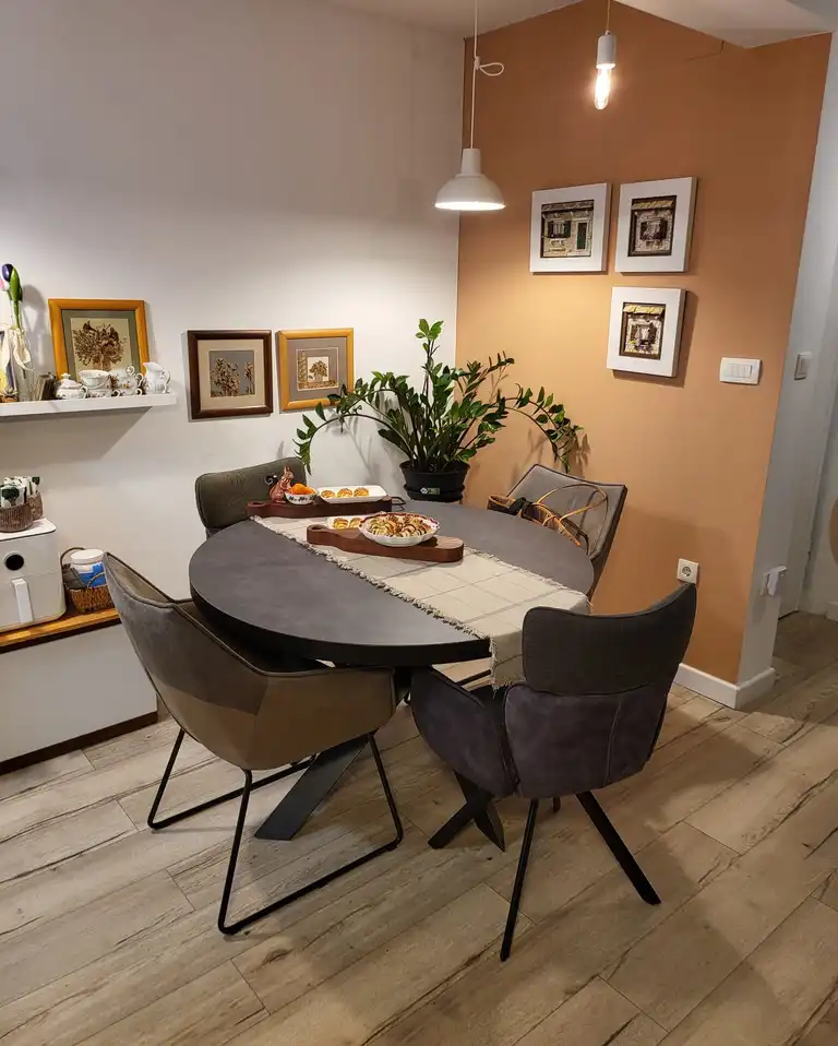 Split, Gripe - Dvosoban stan sa balkonom