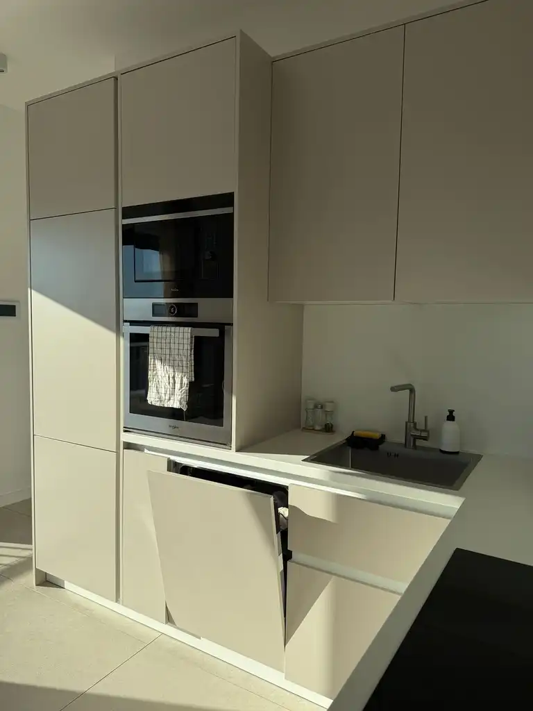Castel Stafilić - Attico con due camere da letto e garage