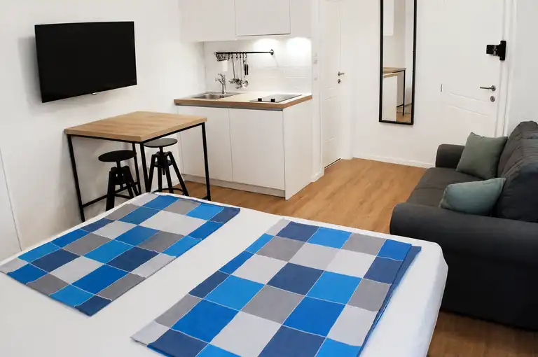 Šibenik, centar – potpuno uređena kuća s 4 apartmana