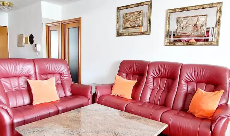 Split, Firule - Dvosobno stanovanje z ložo in pogledom na morje